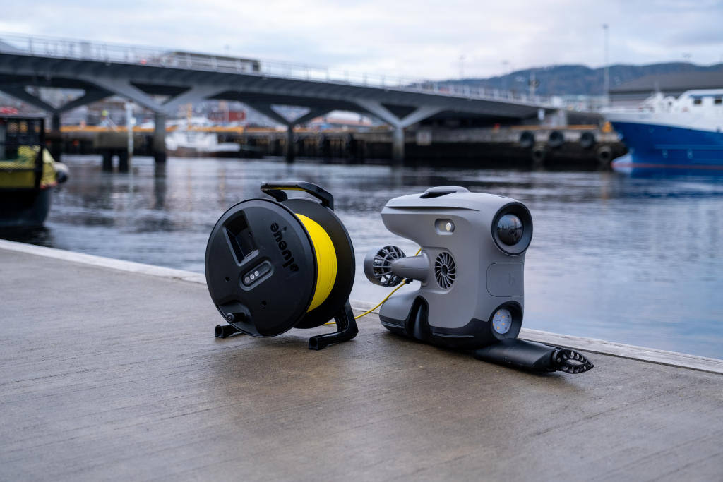 Blueye Robotics X3 Underwater