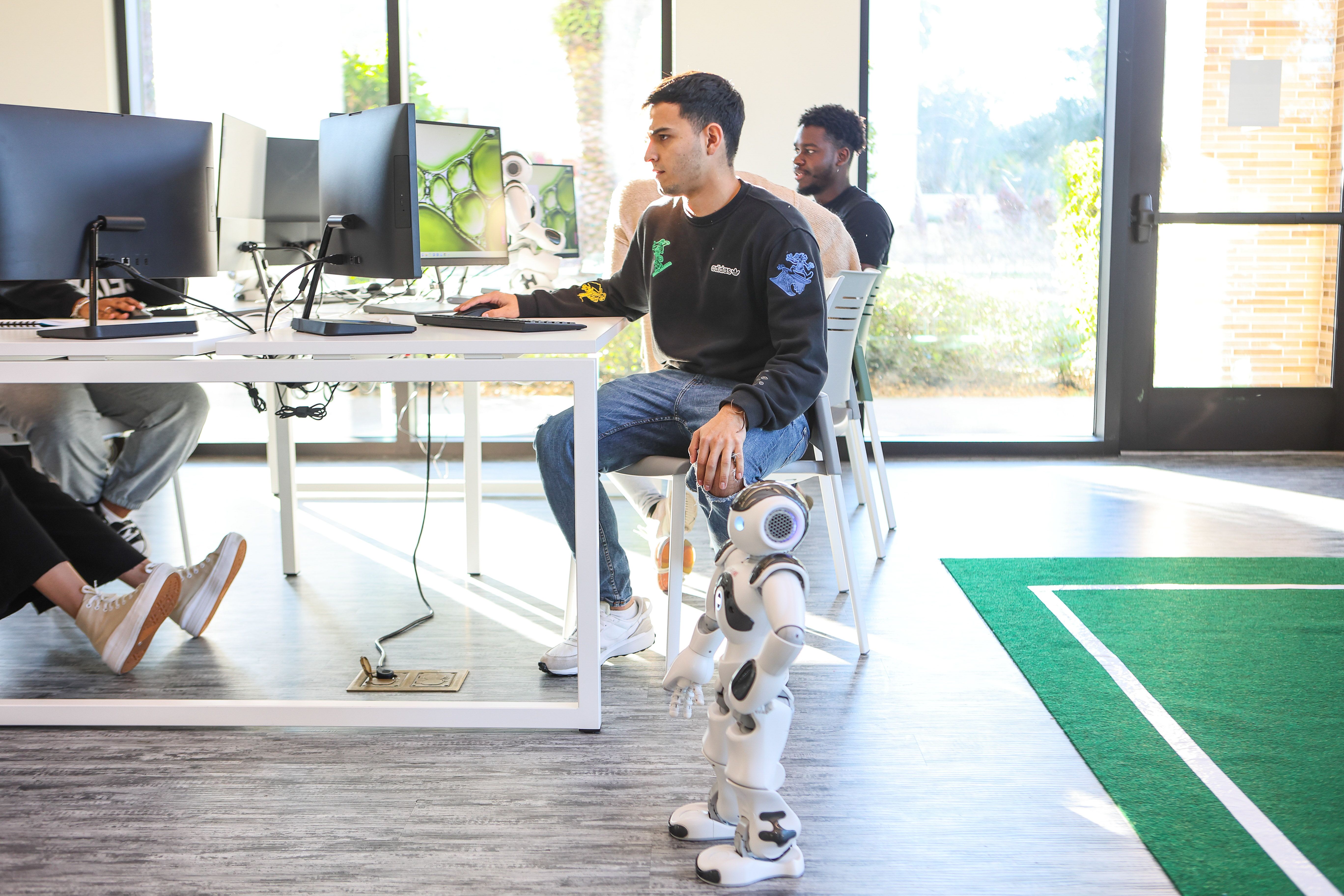 RobotLAB – AI Lab | Professional Grade