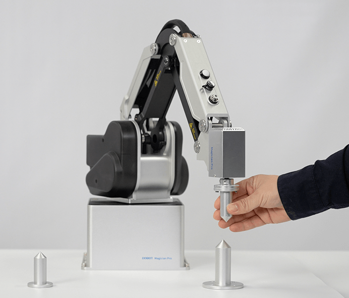 Dobot Robotic Arm – Magician Pro