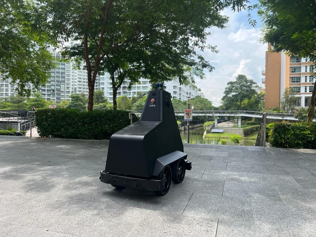 Kabam Robotics Halo Robot | Professional Grade
