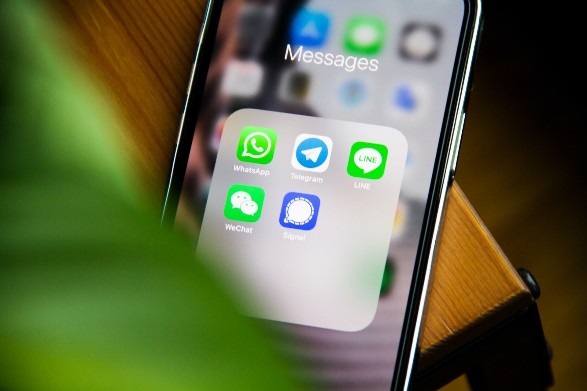 10 Excellent Benefits of Using Chatbots in Your Business